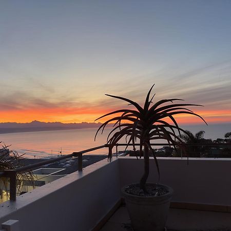 Penthouse 230M2 On The Sea Apartment Plettenberg Bay Exterior photo