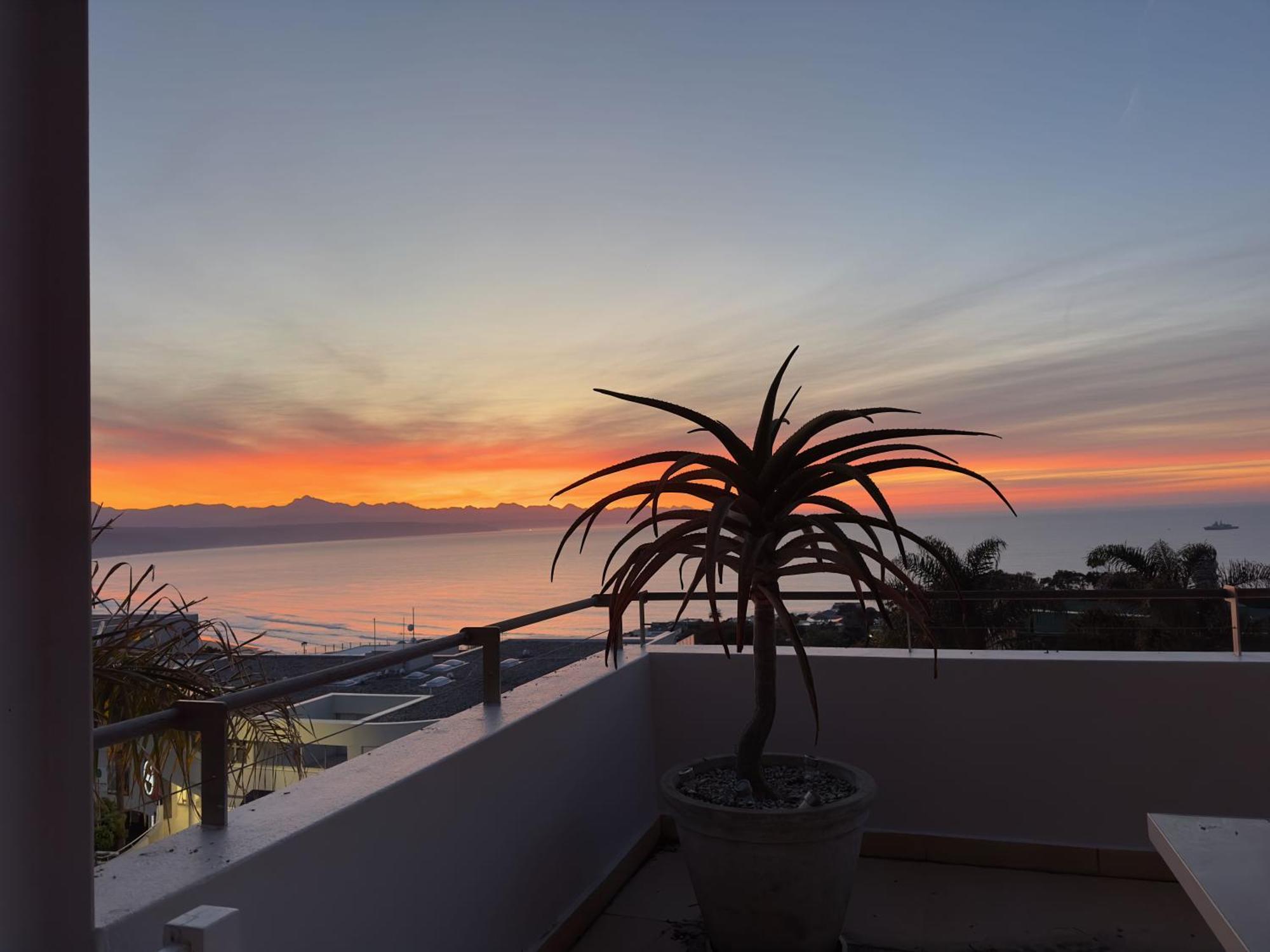Penthouse 230M2 On The Sea Apartment Plettenberg Bay Exterior photo